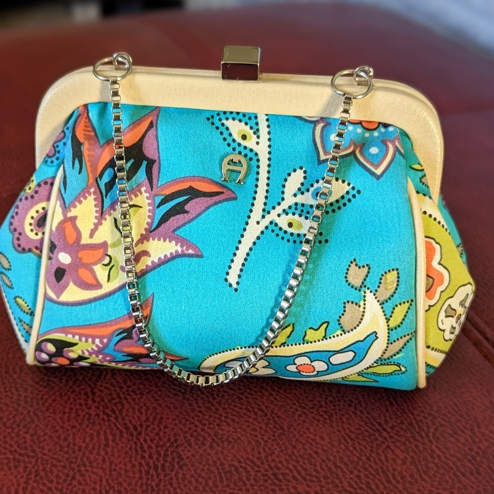 Etienne Aigner - abstract aqua print- 60’s vibe- small bag/Pouch